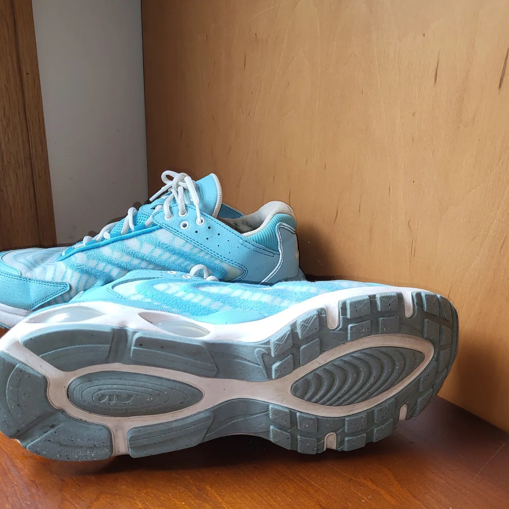 Nike Light Blue and White Sneakers